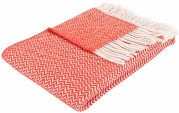 Wool throw with finely combed wool - 130x200 cm - Soft wool throw with red zigzag pattern - By Borg throw