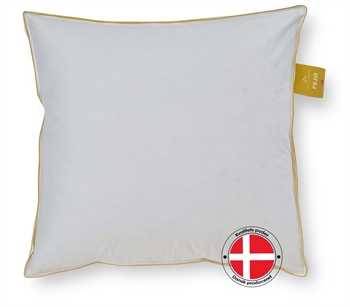 Muscovy down pillow - Fejø "Medium" pillow - 60x63 cm - 3 chamber - Quilts of Denmark