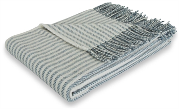 Wool throw with finely combed wool - 130x200 cm - Soft wool throw with elegant blue stripes - By Borg throw