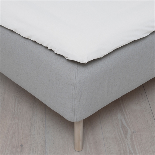 Split sheet 210x210 cm - H-split - White topper fitted sheet for adjustable bed - Cotton sheet from Høie of Scandinavia