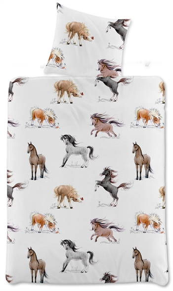 Horses junior bedding set 100x140 cm - Junior bedding set with adorable horses - 100% Cotton satin.