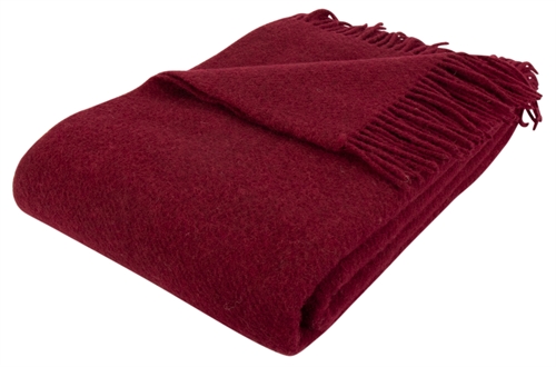 Wool throw - 100% New pure wool  - 130x200 cm - Soft wool throw in solid colour dark red - Nordstrand Home throw