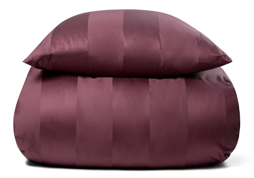 Luxury bedding - 140x220 cm - Plum coloured exclusive bedding set in 100% cotton satin from By Borg